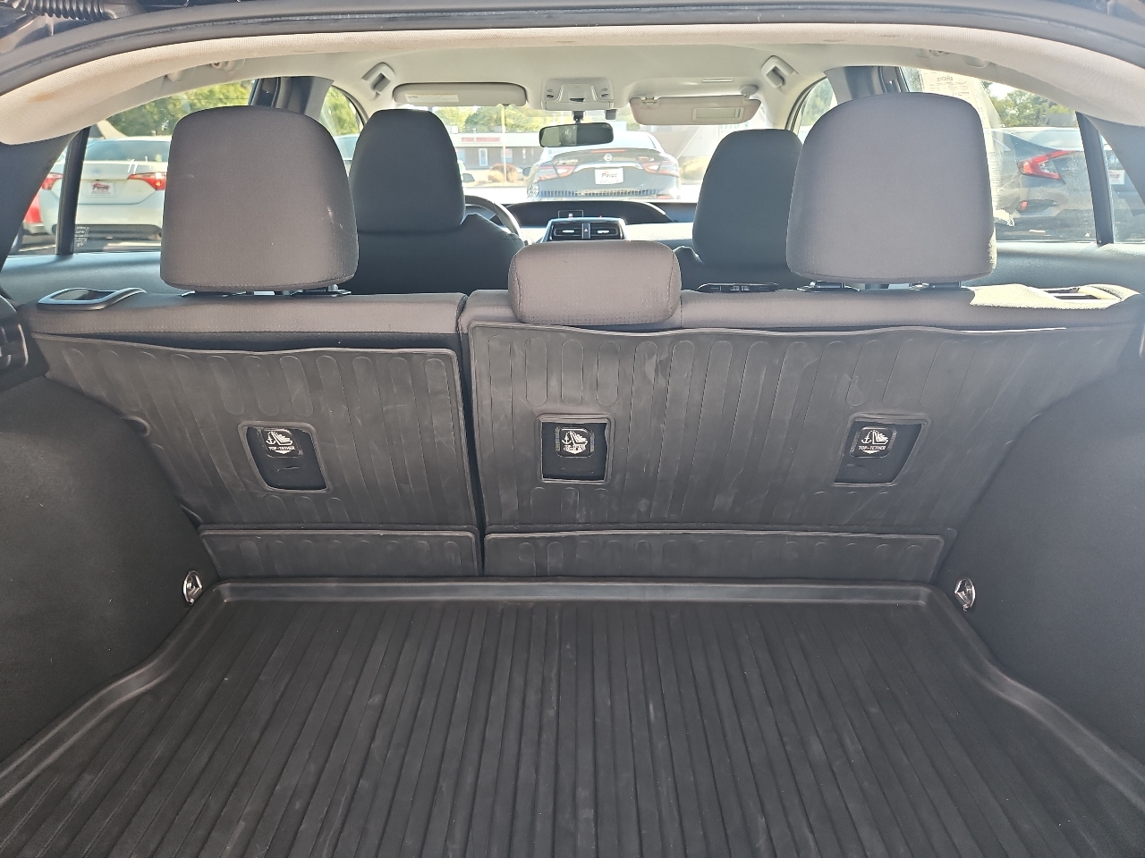 Toyota Prius Three 2016 Toyota Prius Three 2016