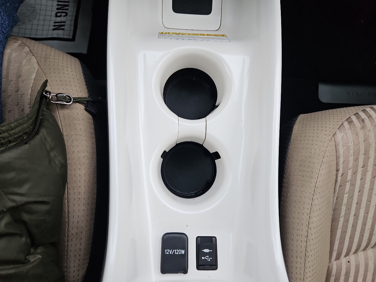 Toyota Prius Three 2016 Toyota Prius Three 2016