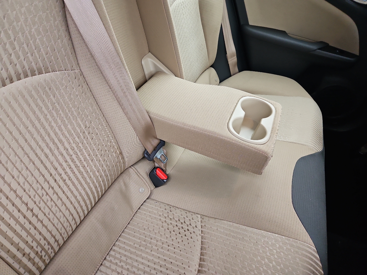 Toyota Prius Three 2016 Toyota Prius Three 2016