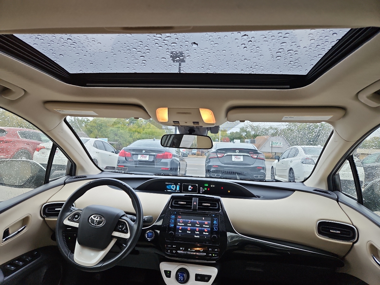 Toyota Prius Three 2016 Toyota Prius Three 2016