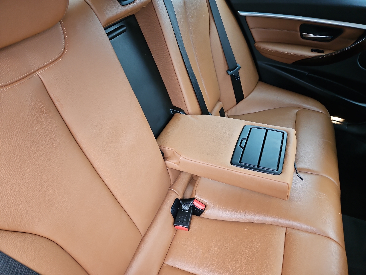 BMW 3-Series 330i xDrive SULEV Sedan 2017 BMW 3-Series 330i xDrive SULEV Sedan 2017