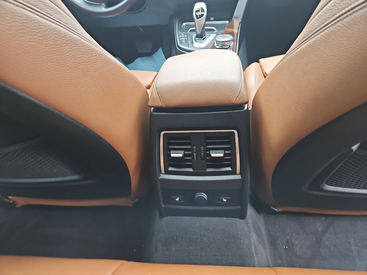 BMW 3-Series 330i xDrive SULEV Sedan 2017 BMW 3-Series 330i xDrive SULEV Sedan 2017