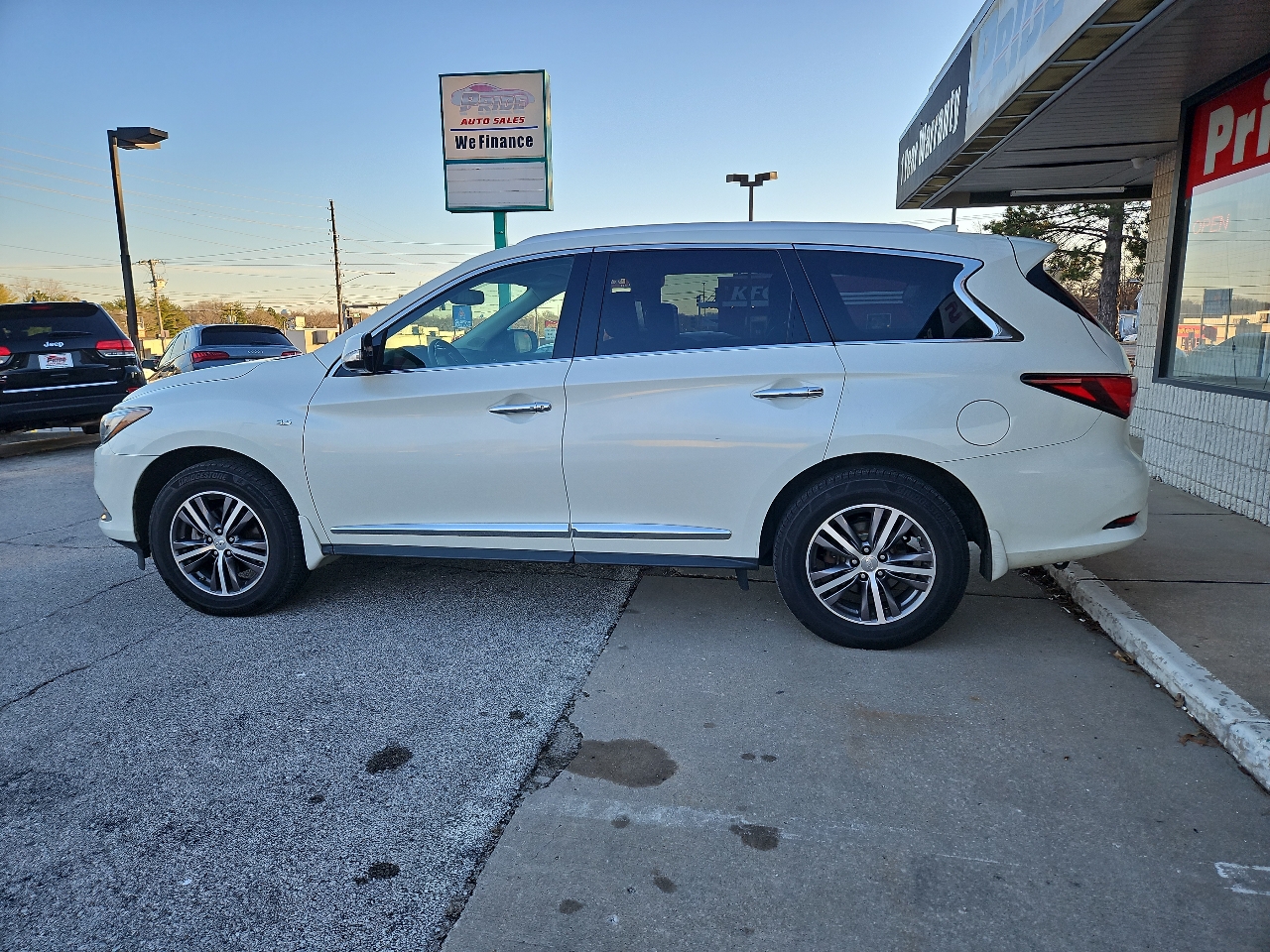 Infiniti QX60 AWD 2017