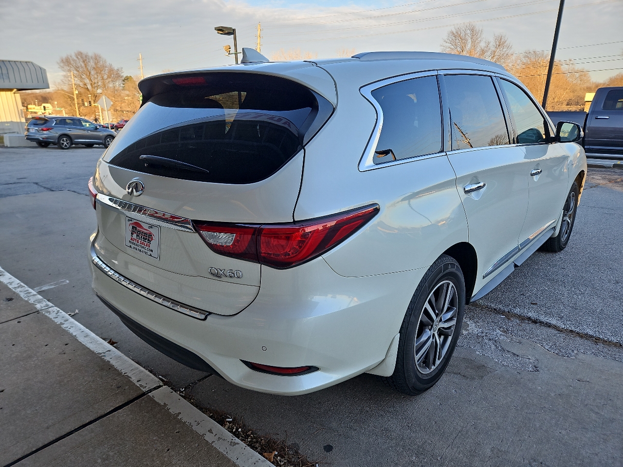 Infiniti QX60 AWD 2017