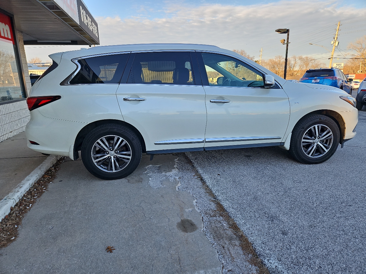 Infiniti QX60 AWD 2017