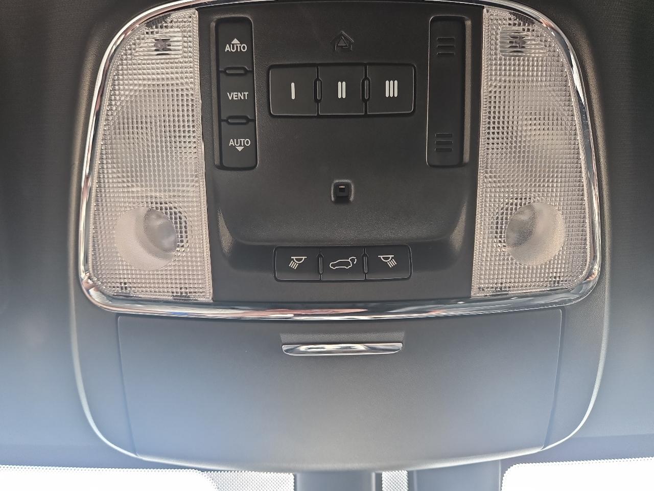 Jeep Grand Cherokee Limited 4WD 2016