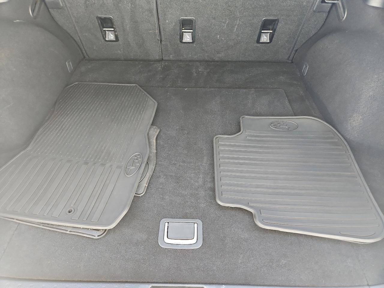 Subaru Outback 2.5i Premium 2017