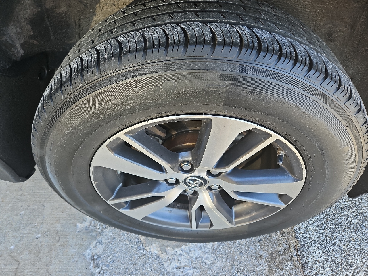 Toyota RAV4 XLE AWD 2016