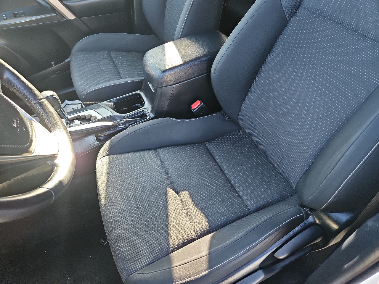 Toyota RAV4 XLE AWD 2016