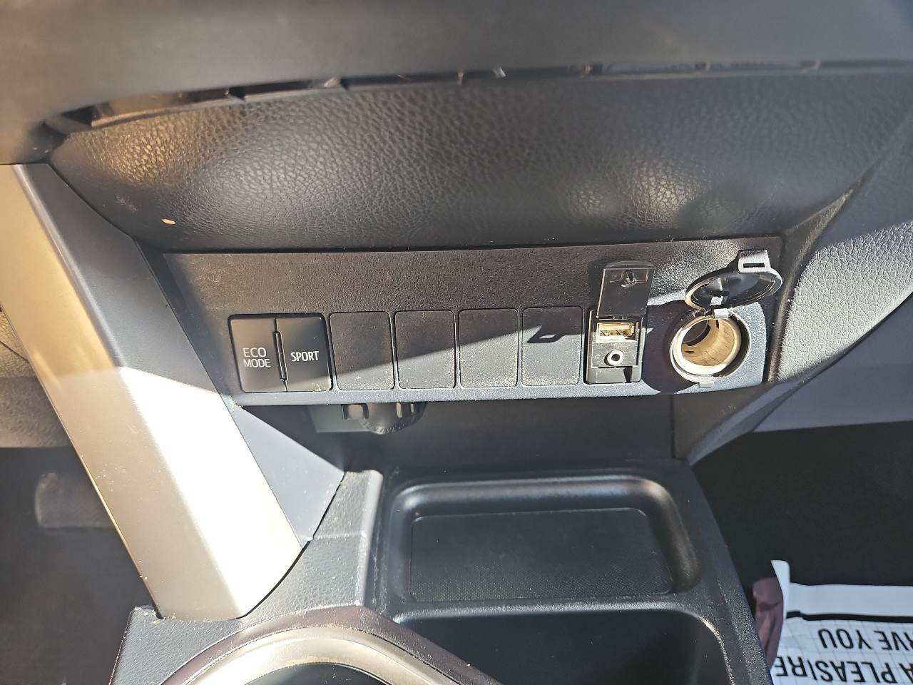 Toyota RAV4 XLE AWD 2016