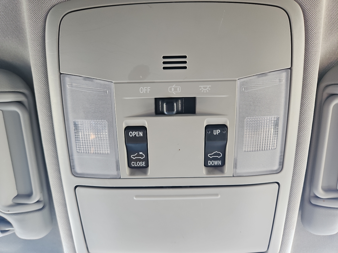 Toyota RAV4 XLE AWD 2016