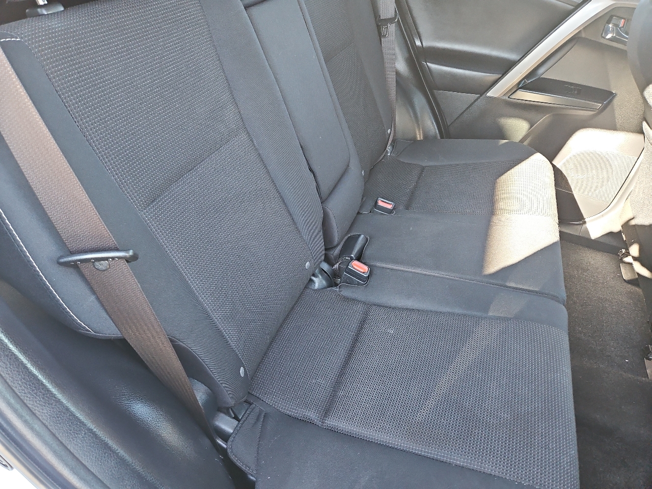 Toyota RAV4 XLE AWD 2016