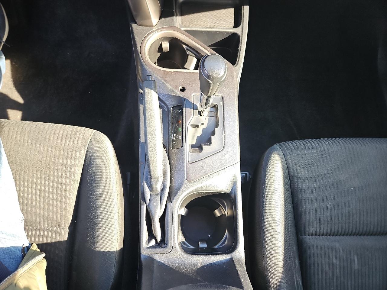 Toyota RAV4 LE AWD 2018