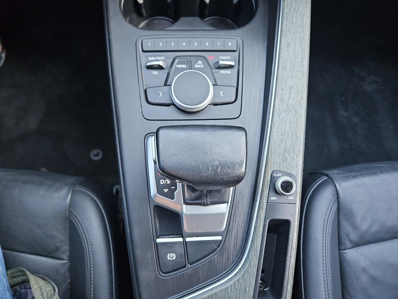 Audi A4 2.0T Premium Sedan 2017