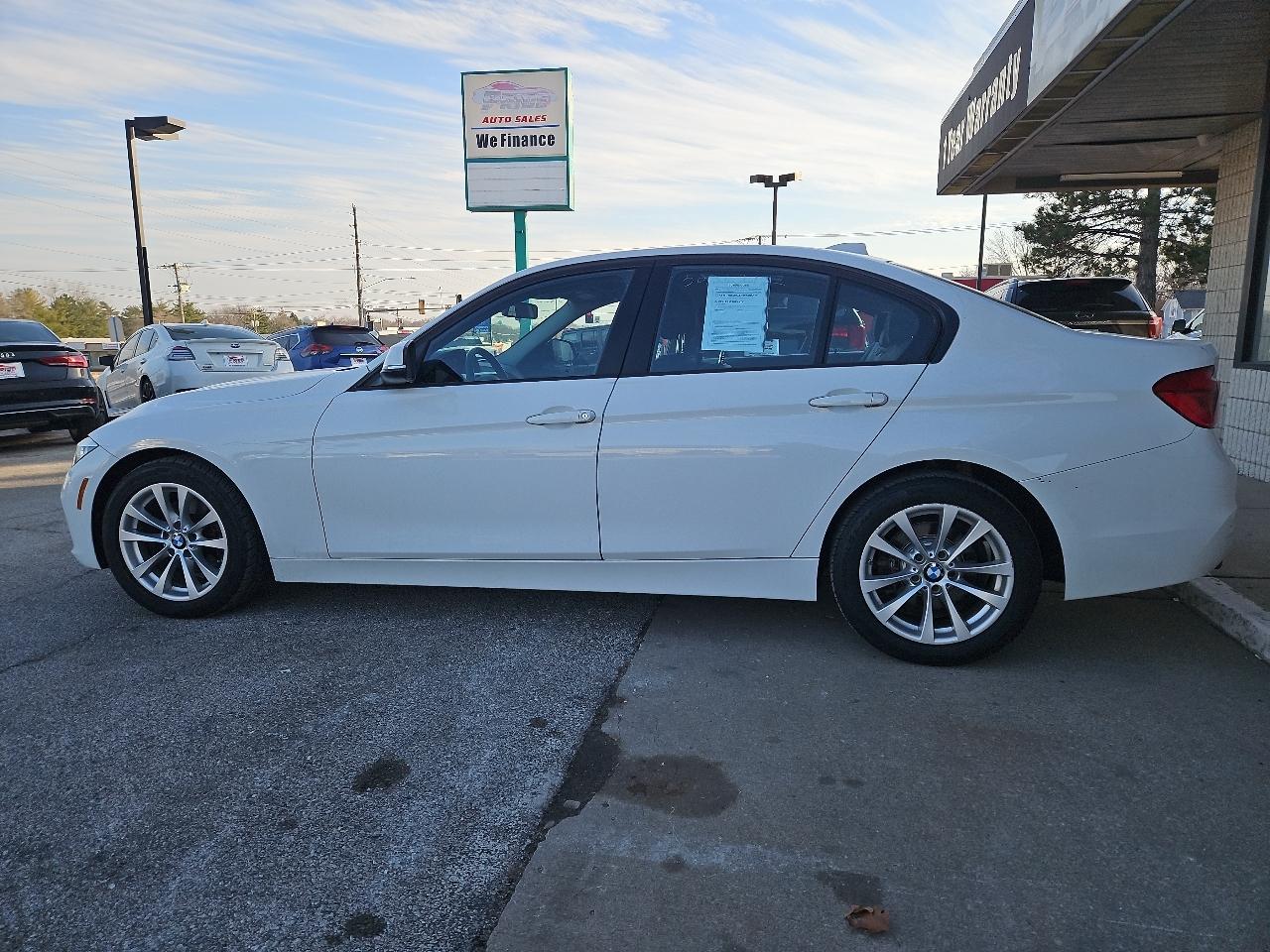 BMW 3-Series 320i xDrive Sedan 2016