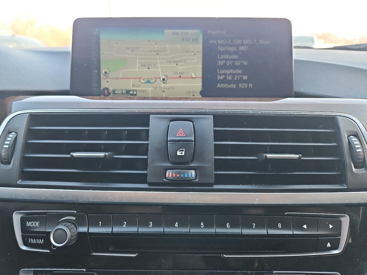 BMW 3-Series 320i xDrive Sedan 2016