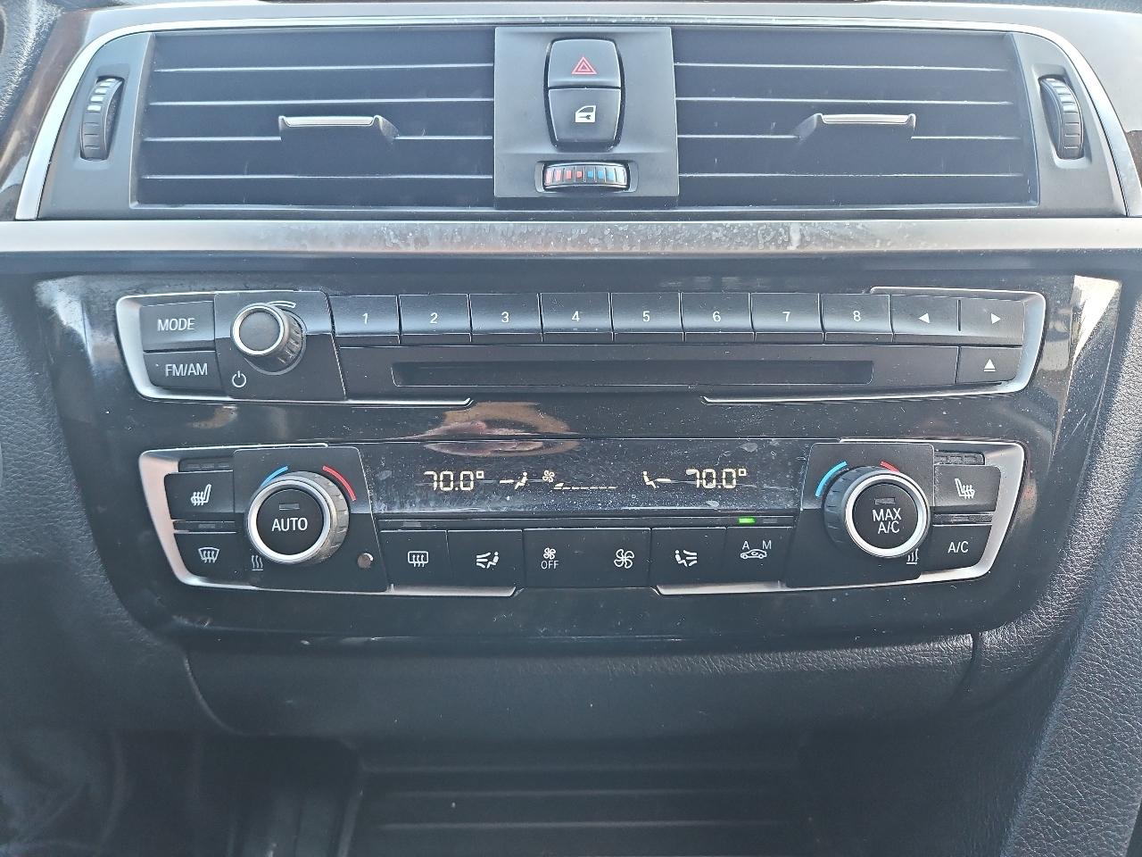 BMW 3-Series 320i xDrive Sedan 2016