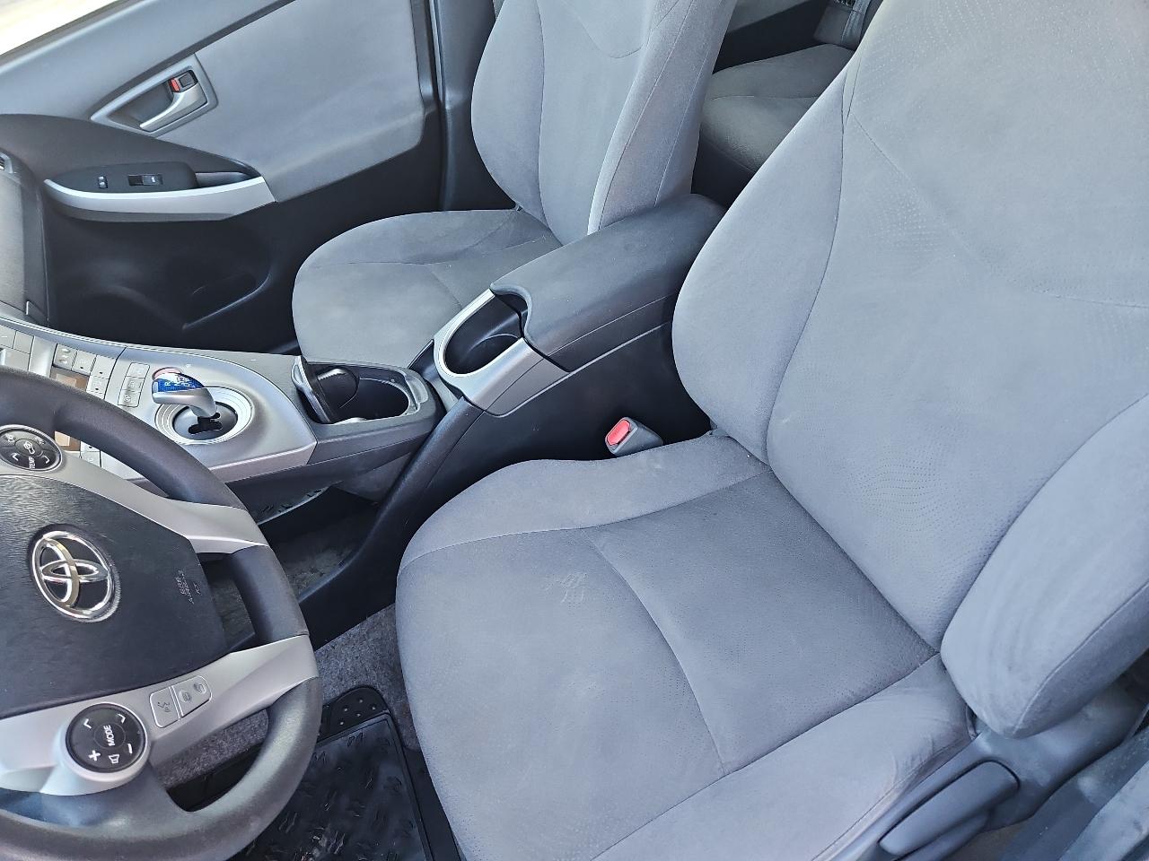 Toyota Prius Four 2015