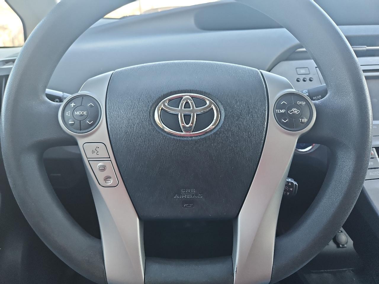Toyota Prius Four 2015