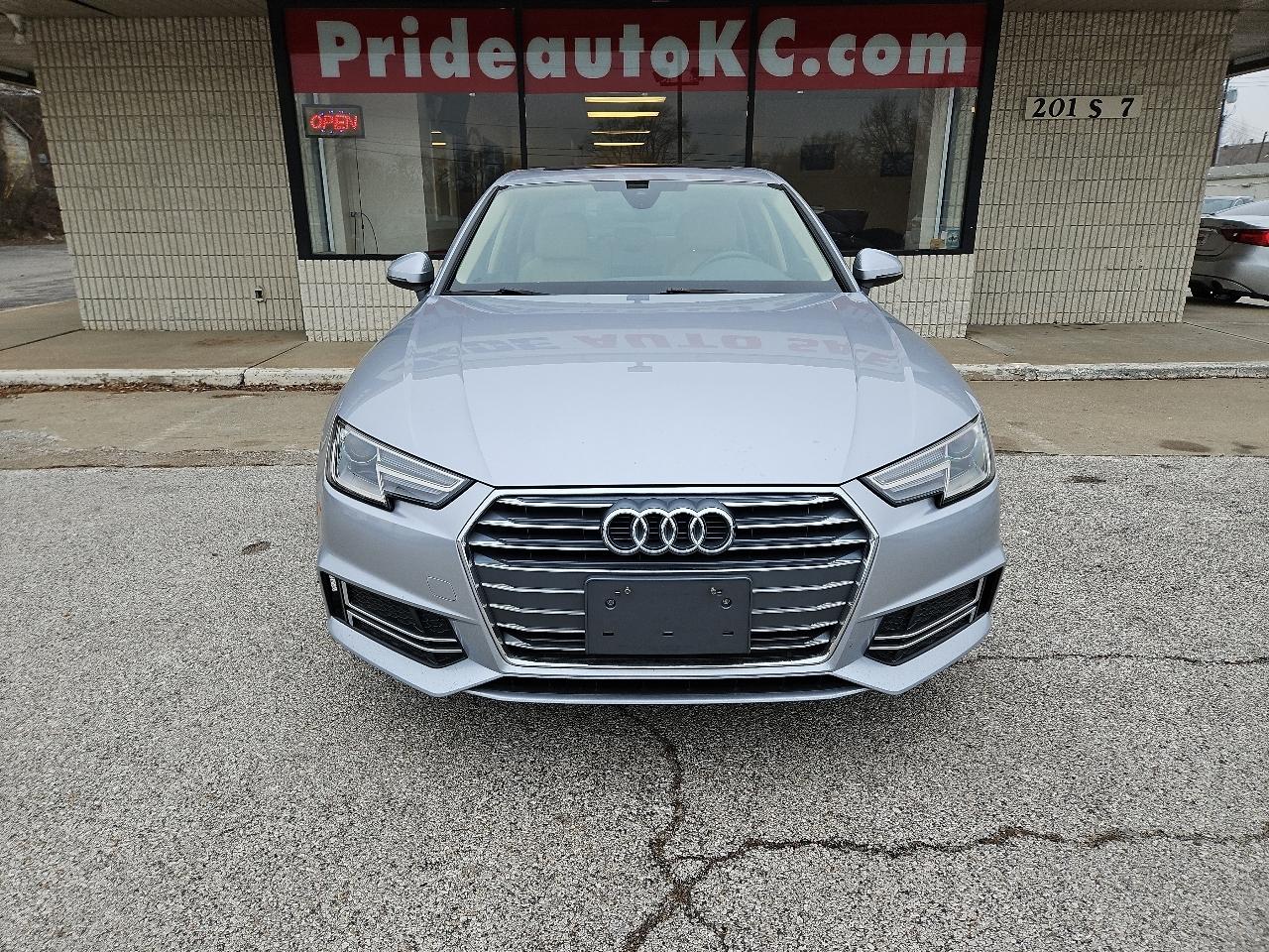 Audi A4 2.0T Premium Sedan 2018