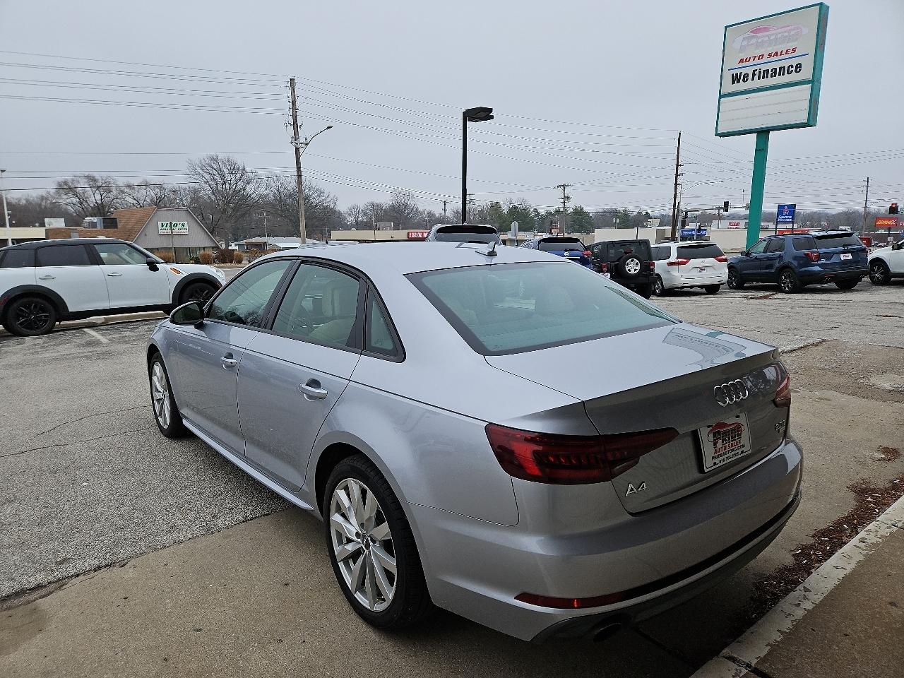 Audi A4 2.0T Premium Sedan 2018