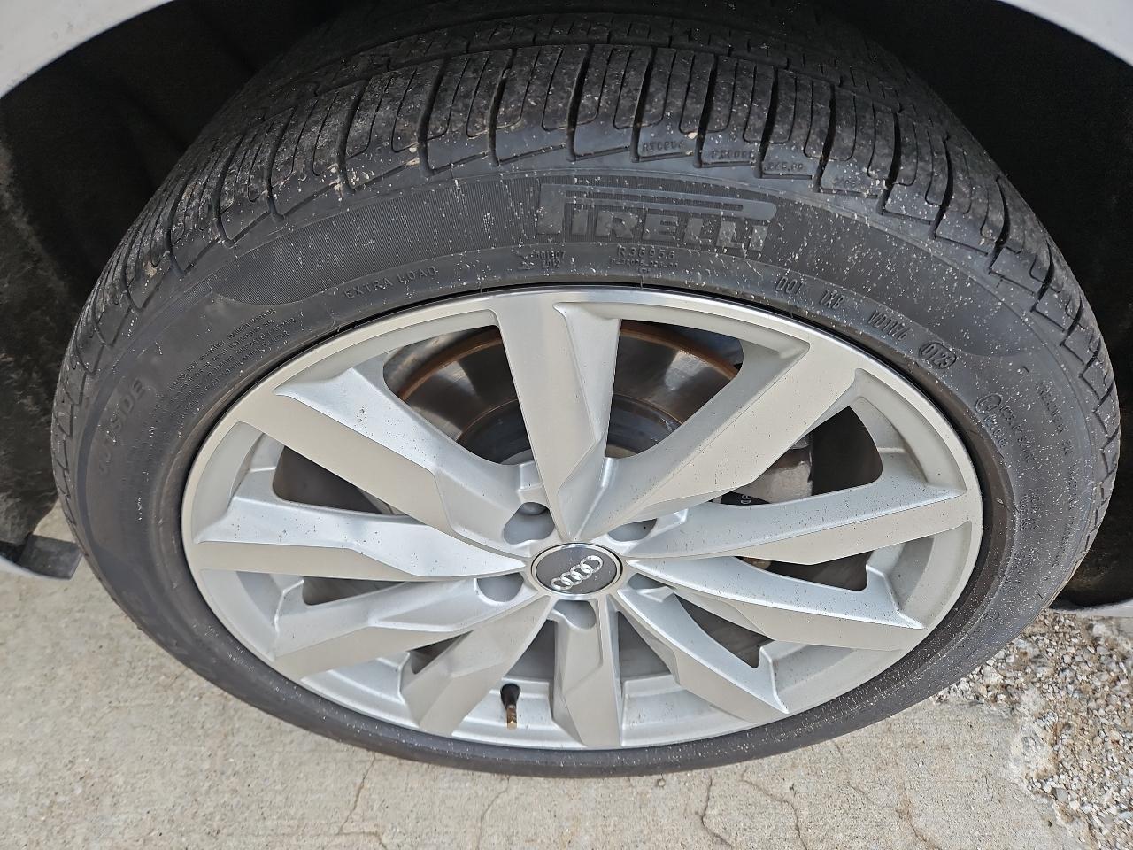 Audi A4 2.0T Premium Sedan 2018