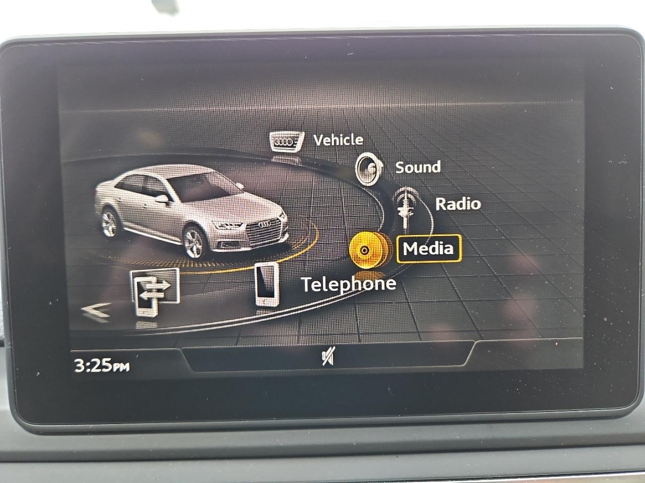 Audi A4 2.0T Premium Sedan 2018