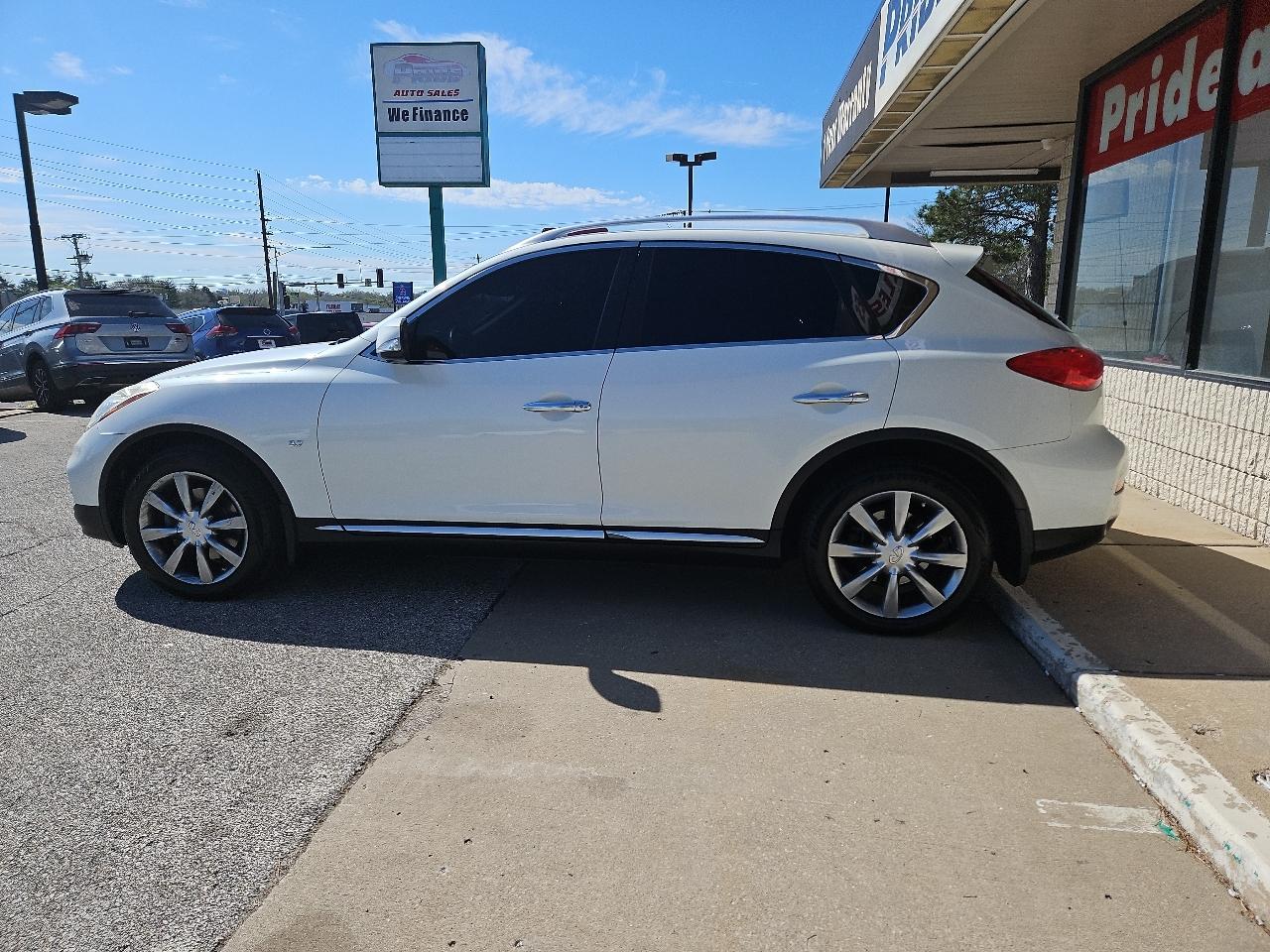 Infiniti QX50 Base AWD 2017