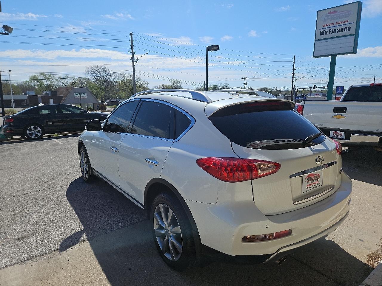 Infiniti QX50 Base AWD 2017