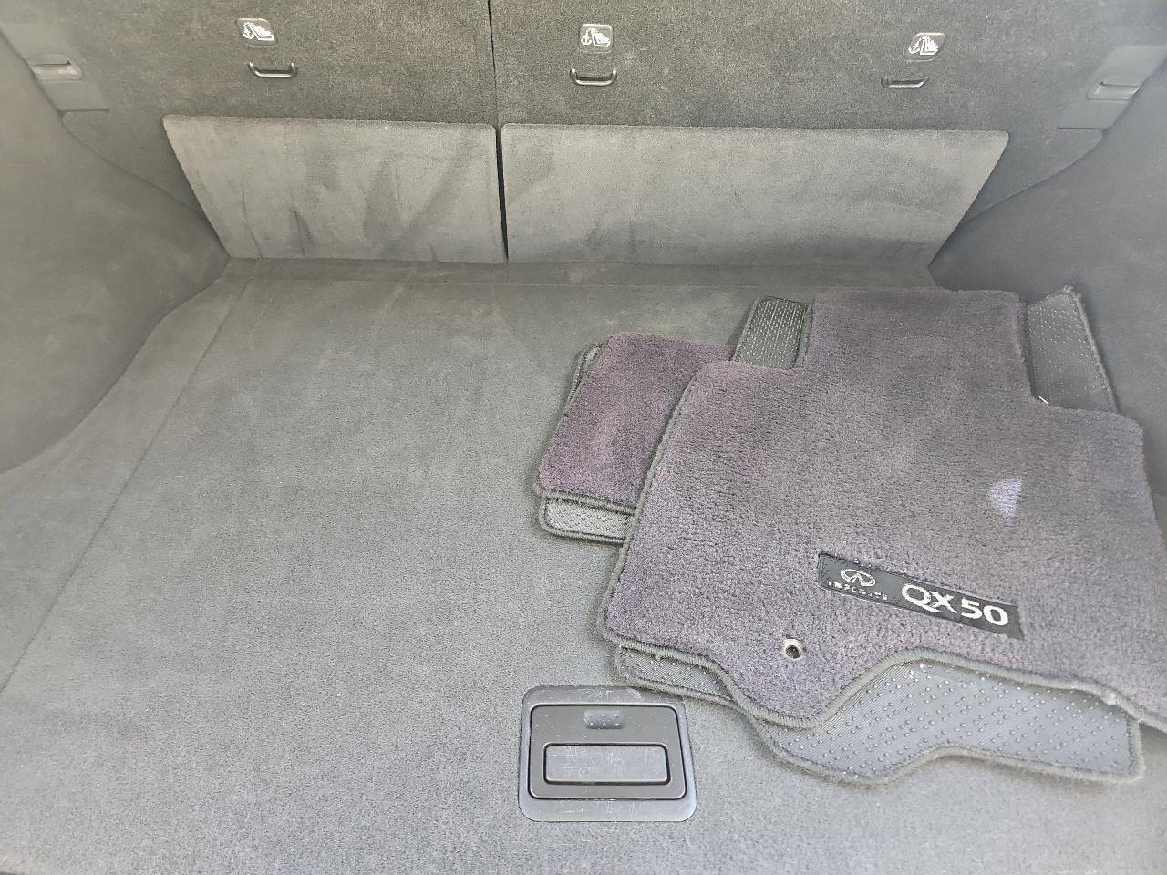 Infiniti QX50 Base AWD 2017