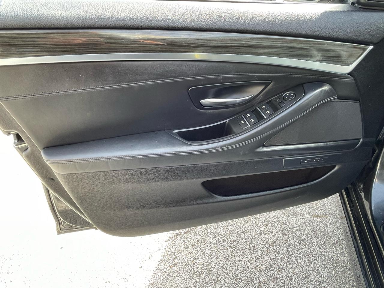 BMW 5-Series 535i xDrive 2016