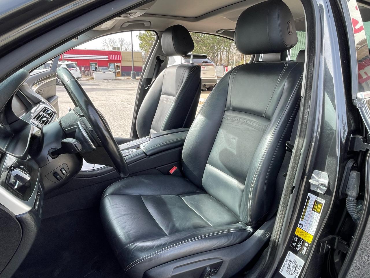 BMW 5-Series 535i xDrive 2016