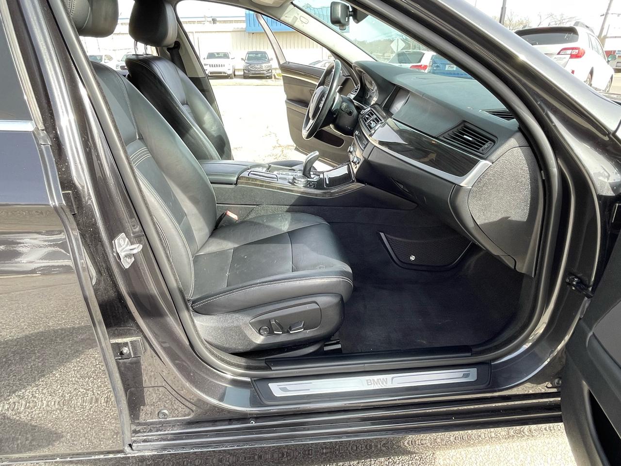 BMW 5-Series 535i xDrive 2016