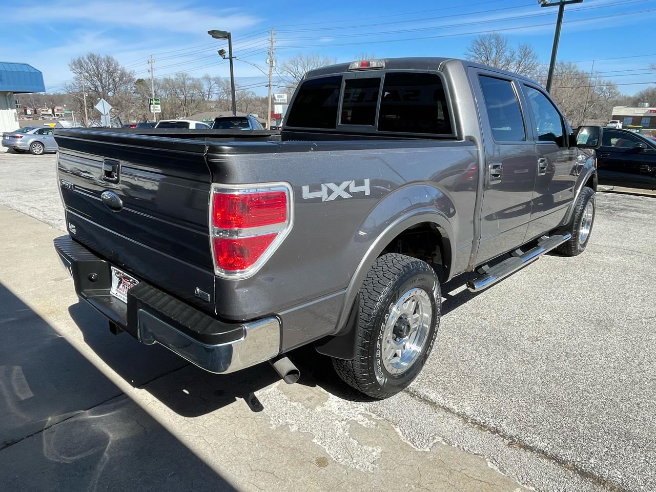 Ford F-150 Lariat SuperCrew 5.5-ft. Bed 4WD 2011