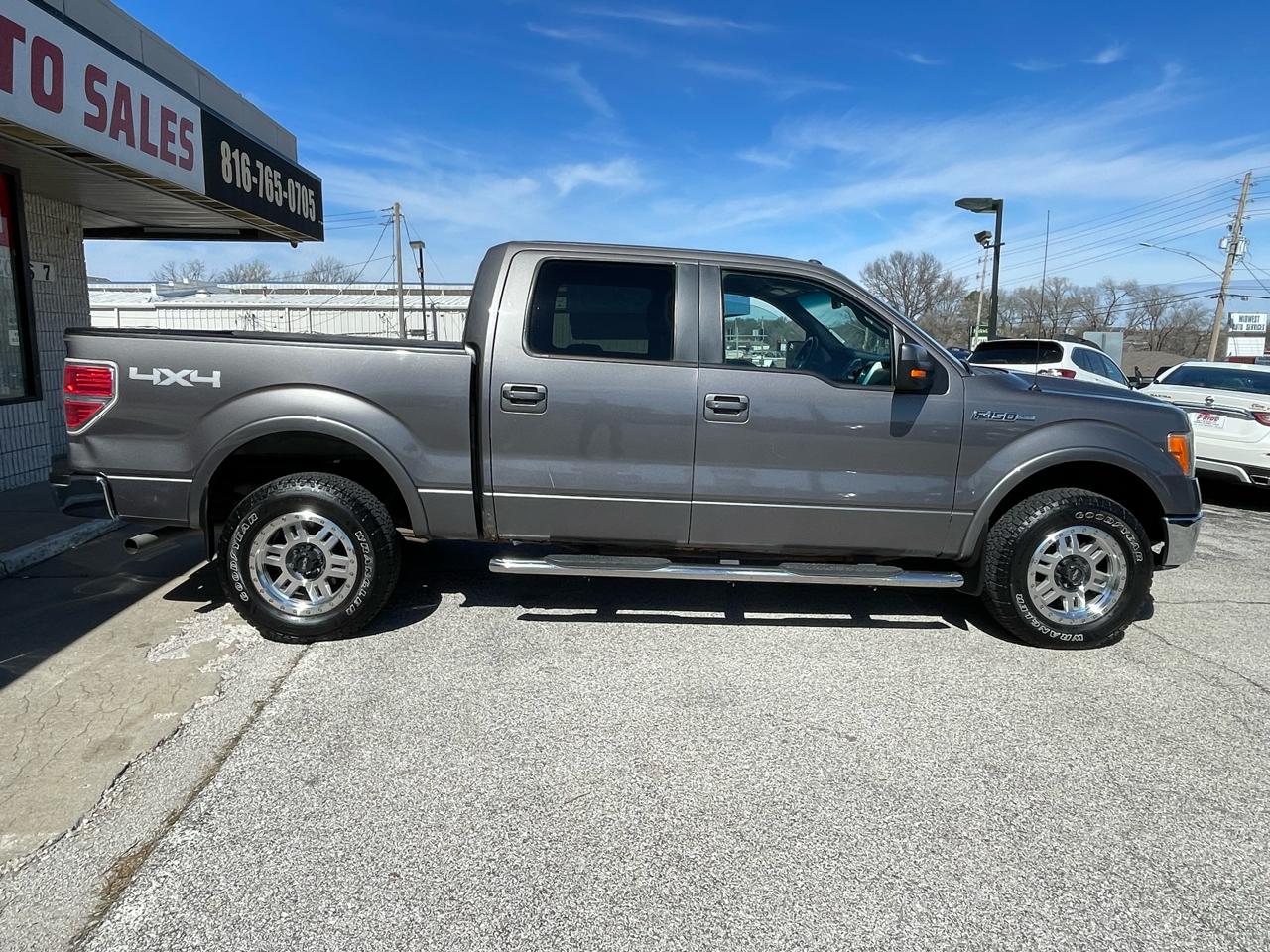 Ford F-150 Lariat SuperCrew 5.5-ft. Bed 4WD 2011