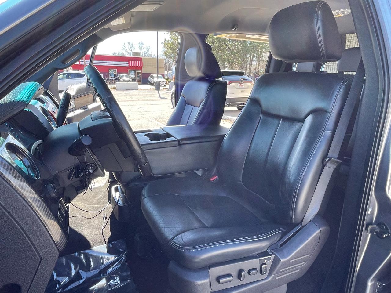 Ford F-150 Lariat SuperCrew 5.5-ft. Bed 4WD 2011