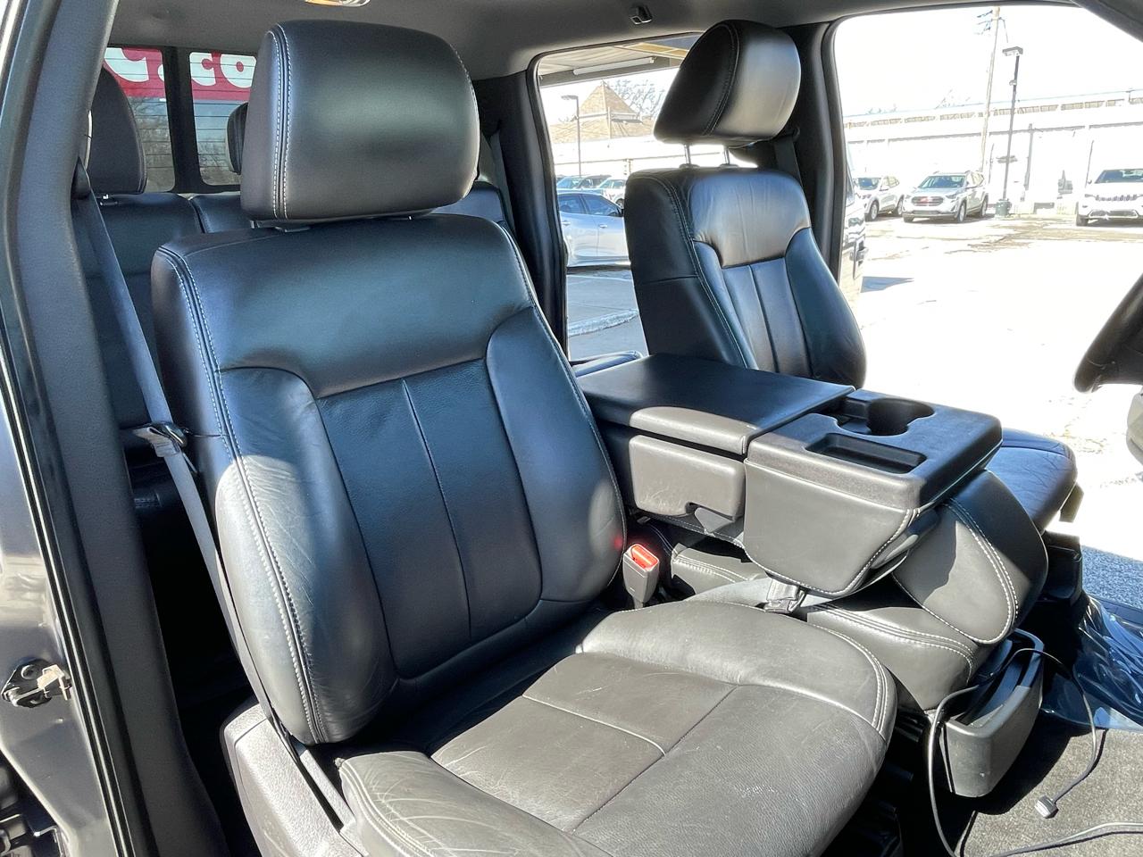 Ford F-150 Lariat SuperCrew 5.5-ft. Bed 4WD 2011