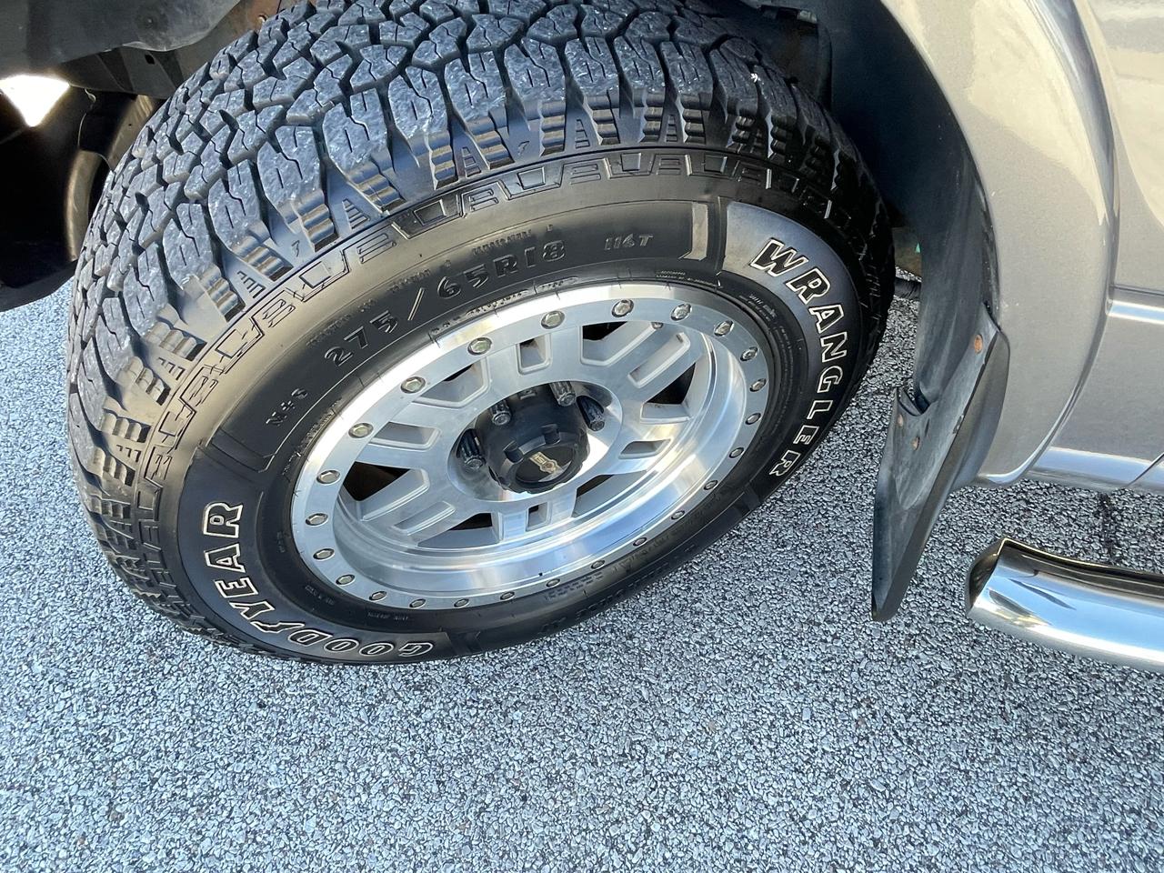 Ford F-150 Lariat SuperCrew 5.5-ft. Bed 4WD 2011