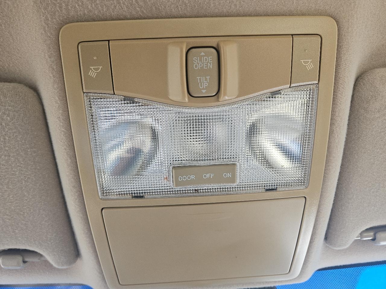 Toyota Avalon Limited 2011