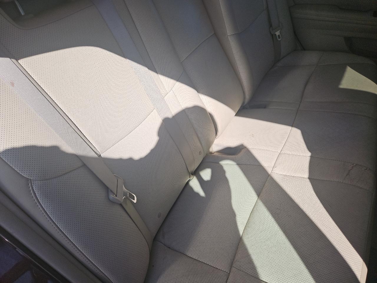 Toyota Avalon Limited 2011