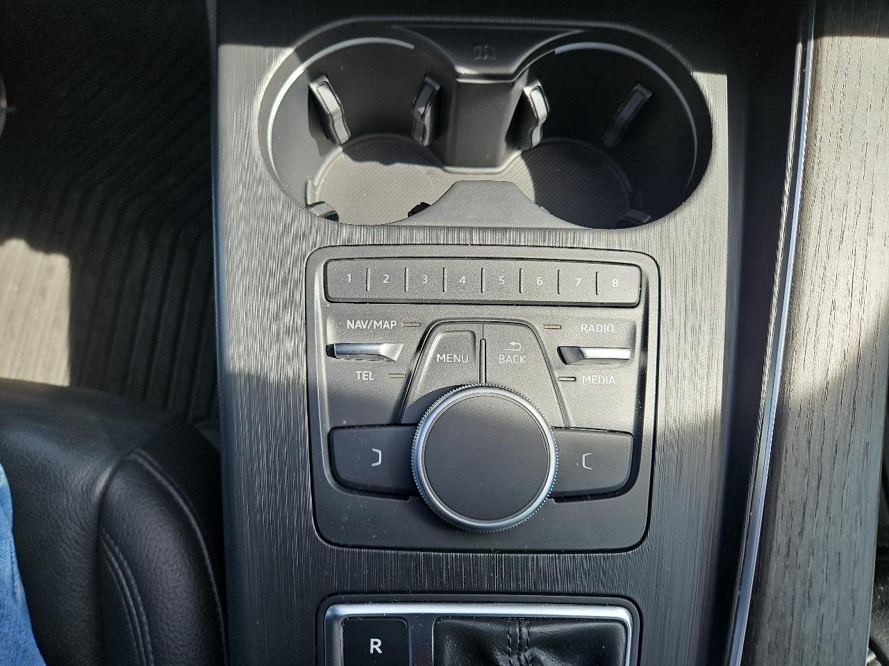 Audi A4 2.0T Premium Sedan 2017