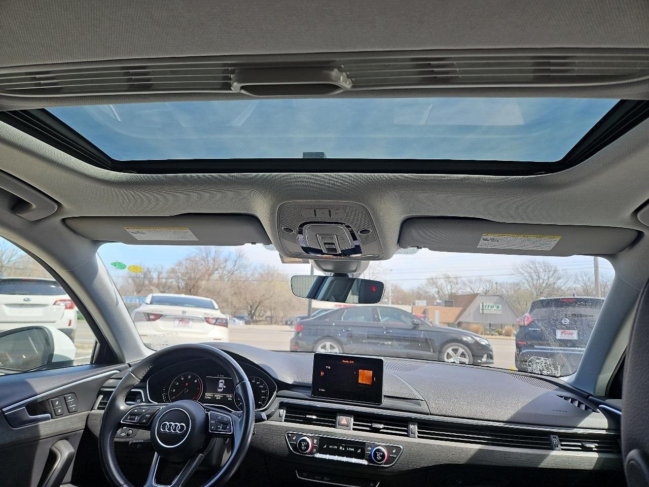 Audi A4 2.0T Premium Sedan 2017