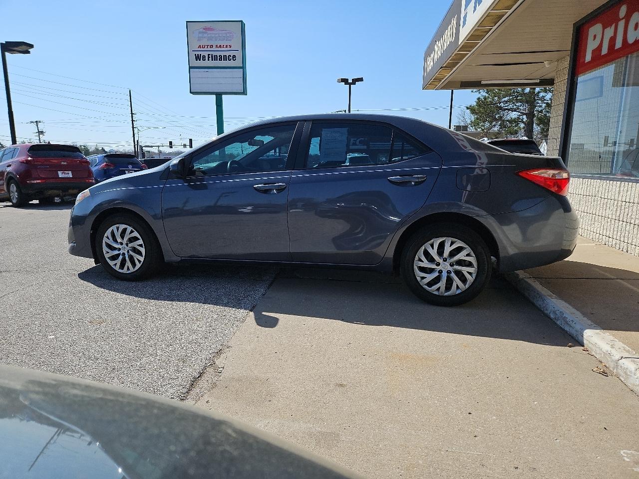 Toyota Corolla LE 2017