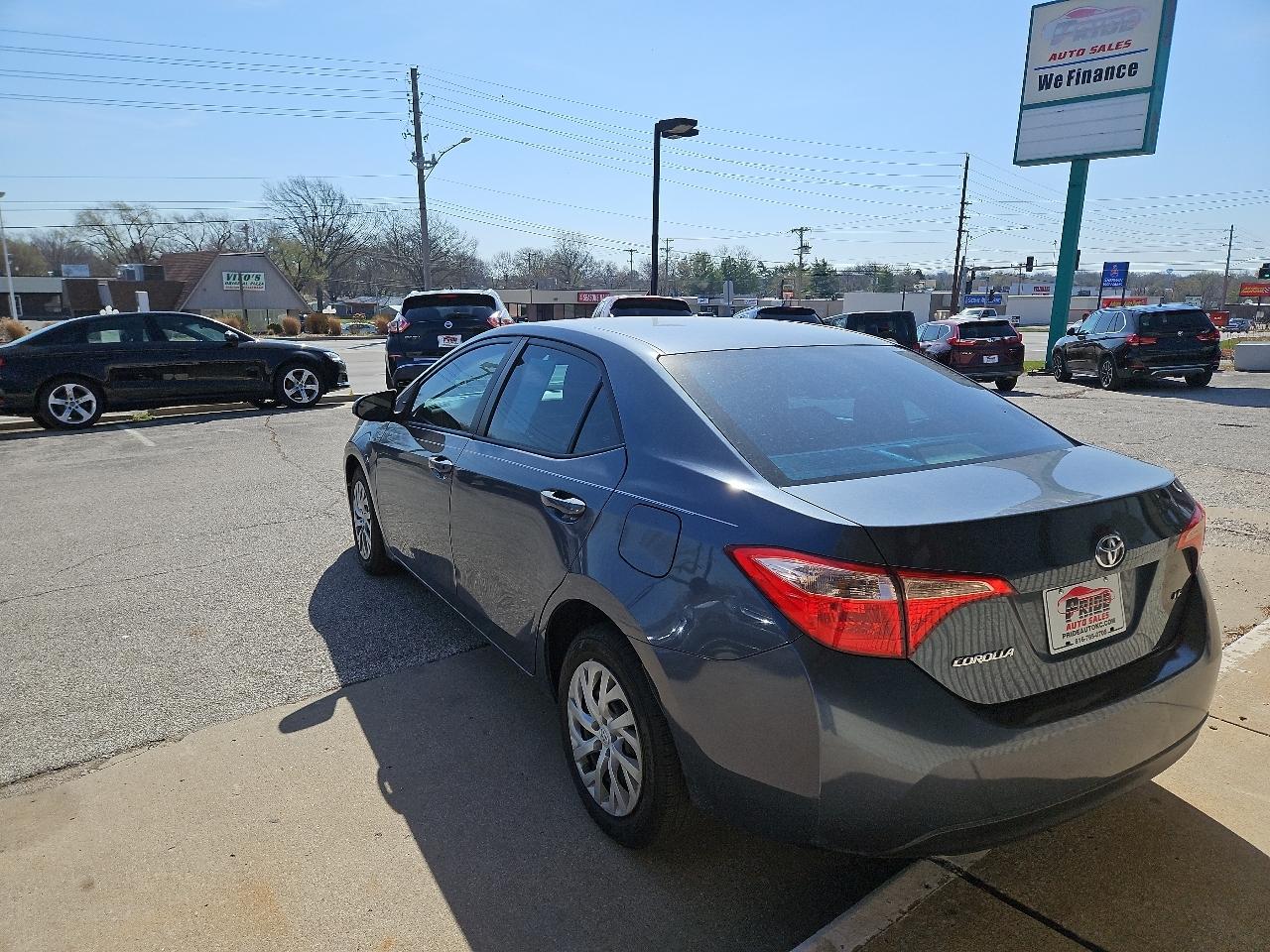 Toyota Corolla LE 2017