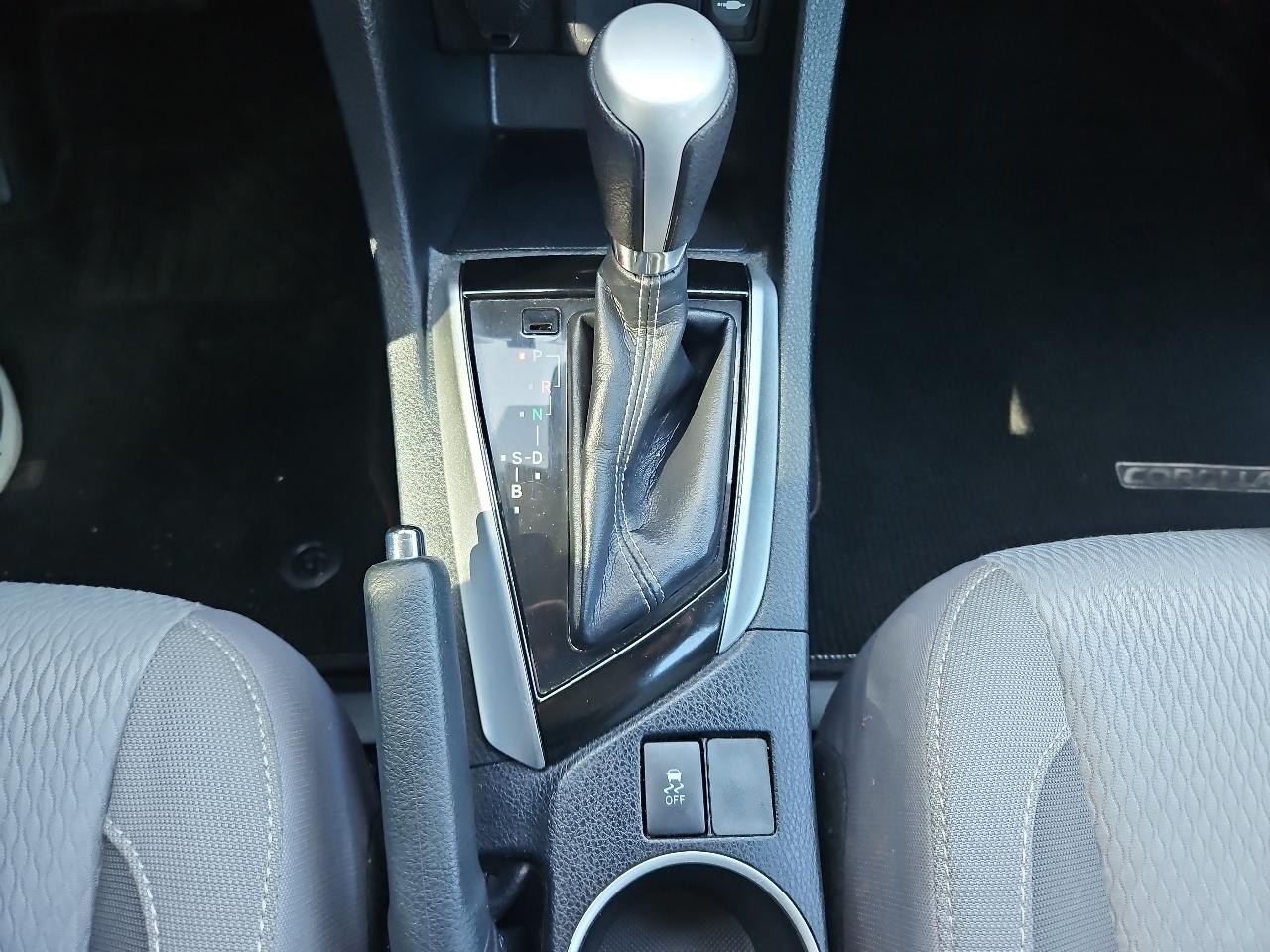 Toyota Corolla LE 2017