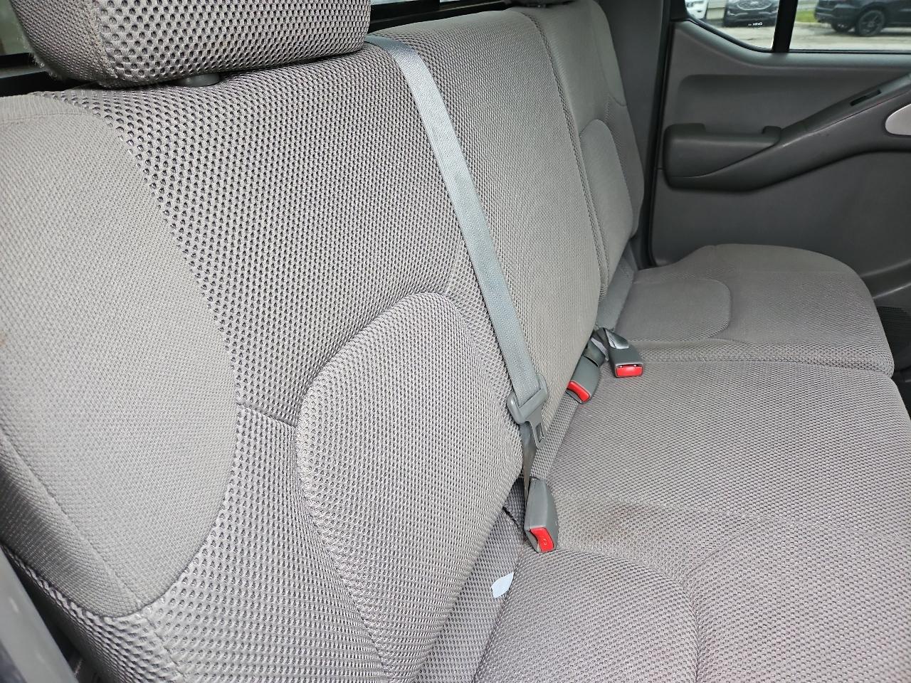 Nissan Frontier  2016