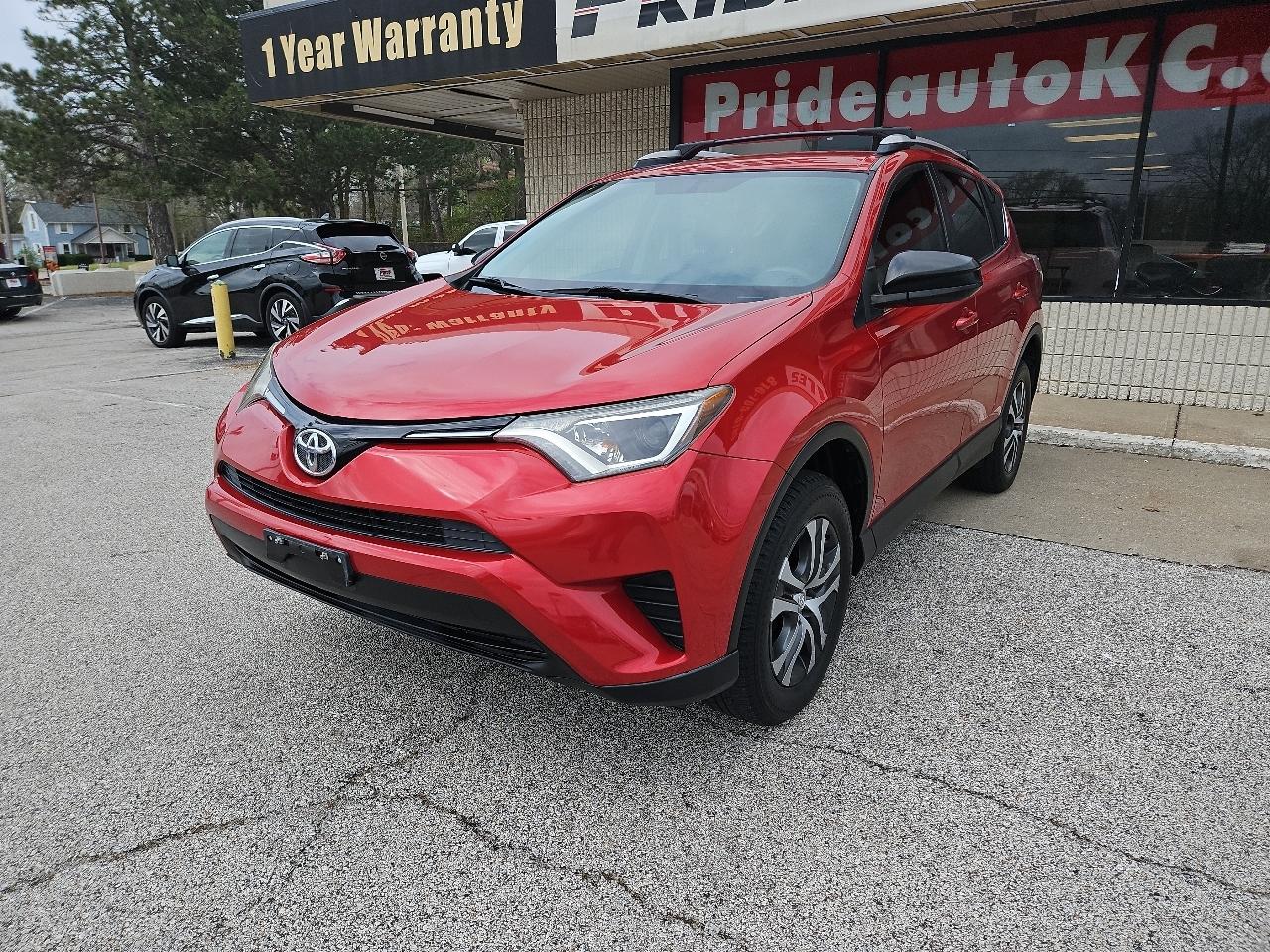Toyota RAV4 LE 2016