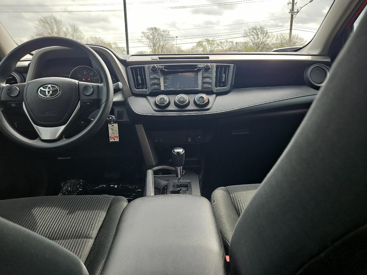 Toyota RAV4 LE 2016