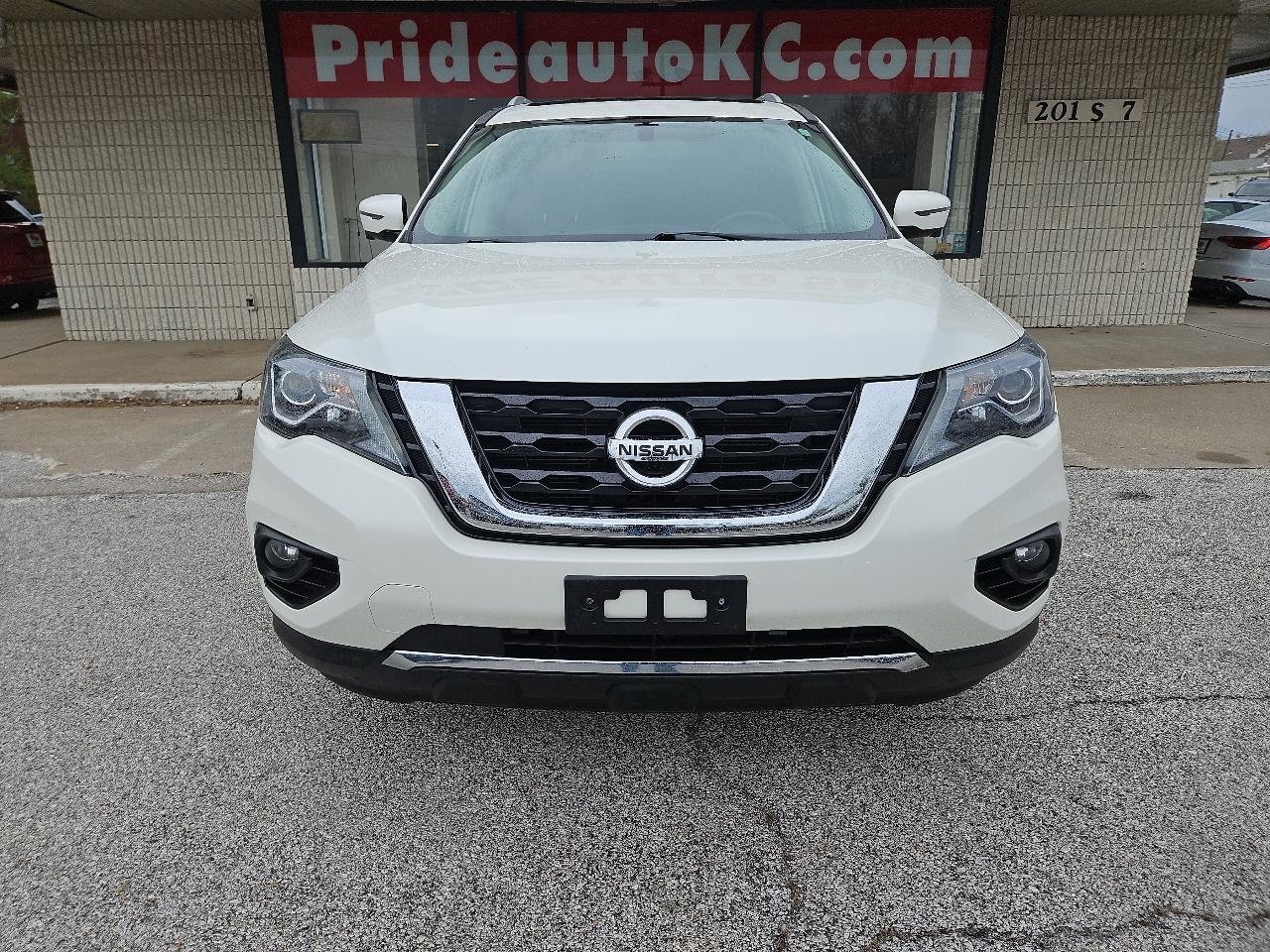 Nissan Pathfinder Platinum 4WD 2018