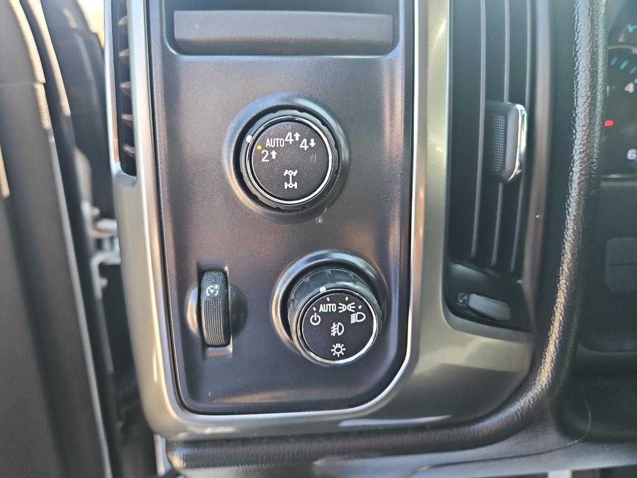 Chevrolet Silverado 1500 LT Double Cab 4WD 2017